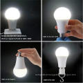 Moderno projetado por lâmpada LED de emergência 9W